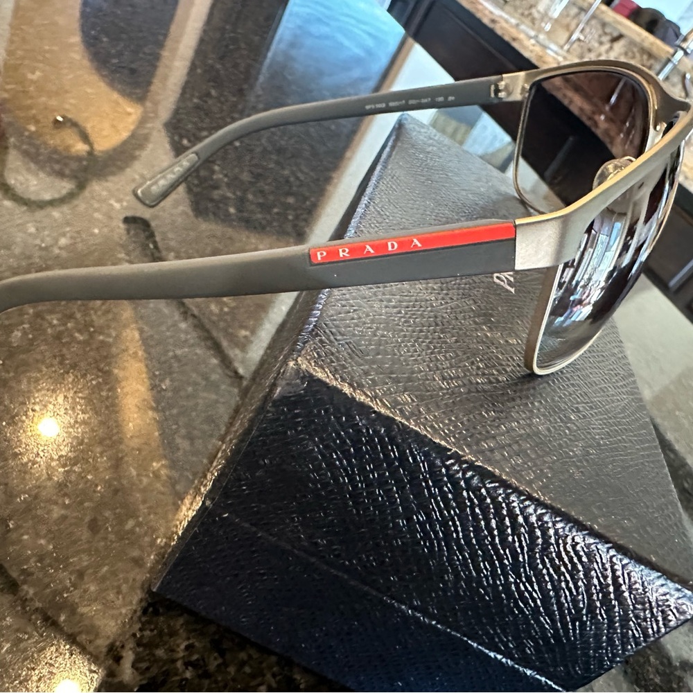 NIB PRADA Sunglasses Men’s w/box color gunmetal - Picture 2 of 8